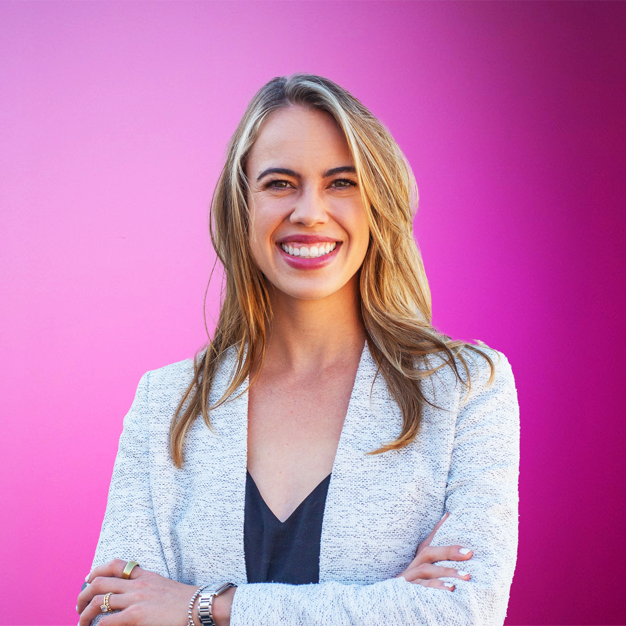 Claire CR headshot 1